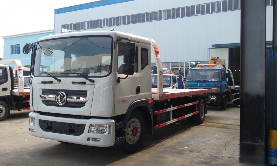 东风D9一拖二平板清障车