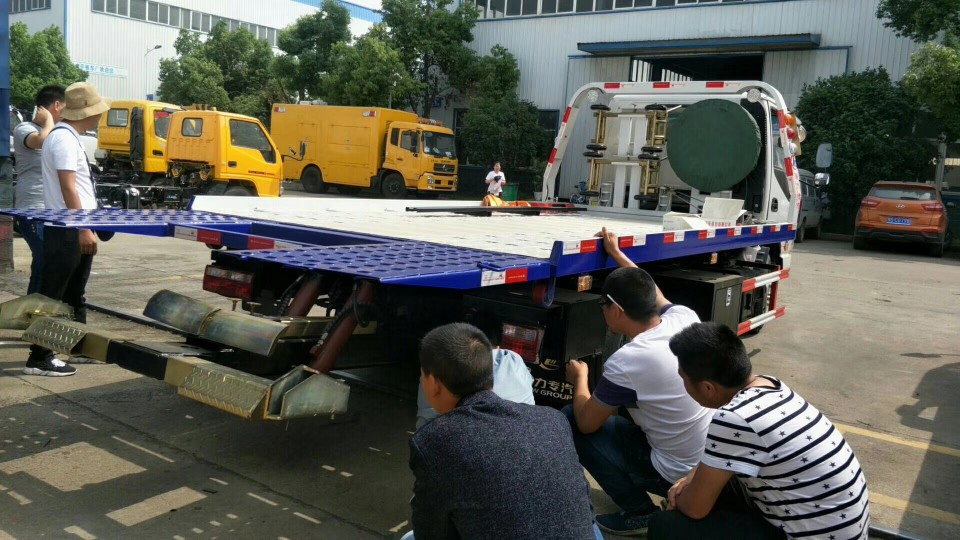 江淮康铃蓝牌一拖二清障车