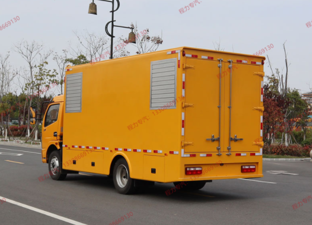 东风多利卡D7移动电源车80~150KW